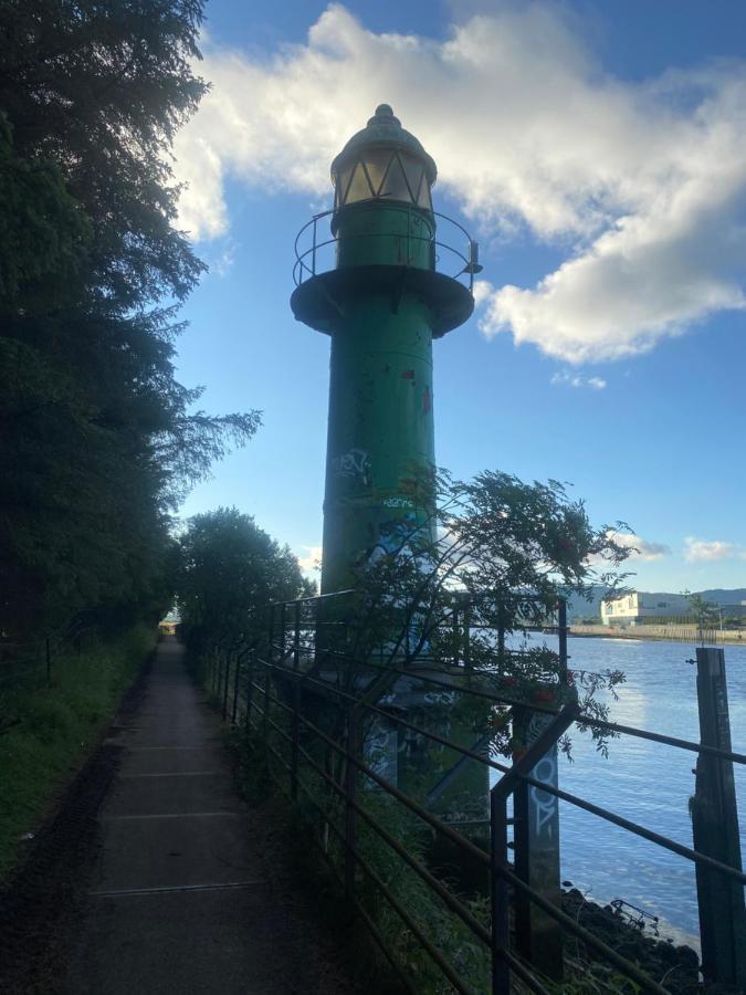 Renfrew Home From Home Экстерьер фото